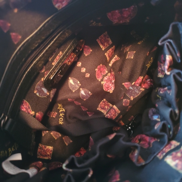 Betsey Johnson Crossbody Bag - Picture 5 of 7